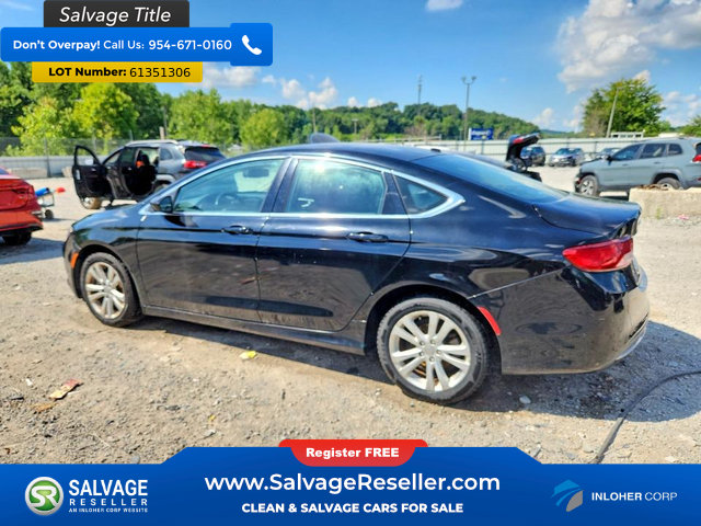 Used 2015 Chrysler 200 Limited w/ Convenience Group FWD image 3