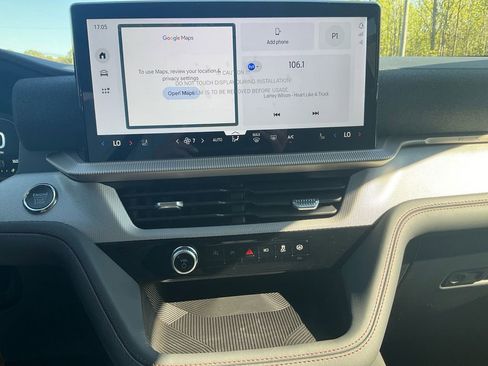 New 2026 Ford Explorer Active image 23