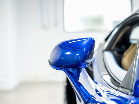 Used 2017 McLaren 570S Coupe image 8