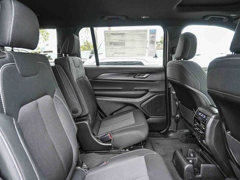 New 2025 Jeep Grand Cherokee L Laredo w/ Trailer Tow Package image 25