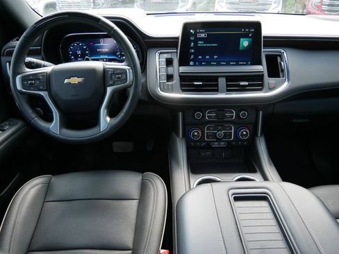 Used 2023 Chevrolet Tahoe Premier w/ Advanced Technology Package AWD/4WD image 17