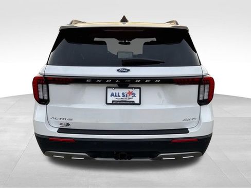 New 2026 Ford Explorer Active w/ Active Comfort Package image 7