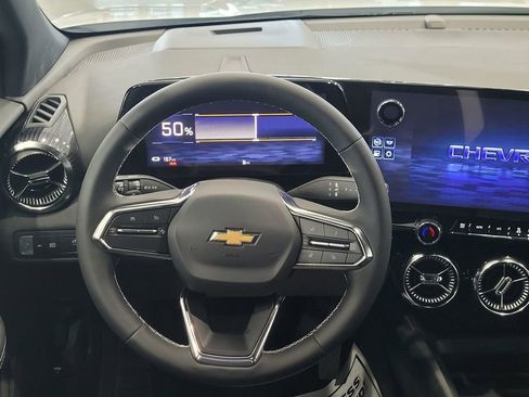 New 2025 Chevrolet Blazer EV LT image 6