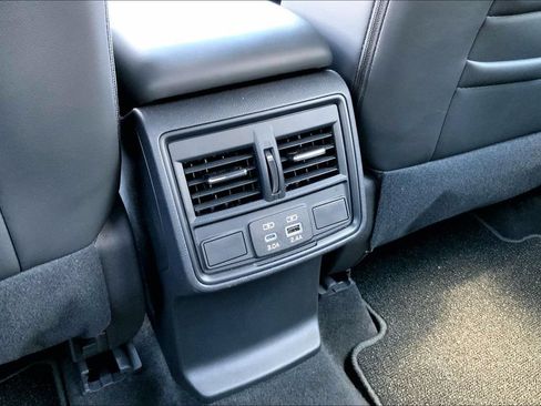 Certified 2026 Subaru Forester Premium AWD/4WD image 10