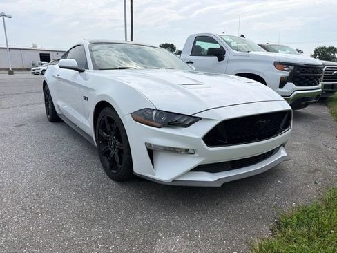 Used 2019 Ford Mustang GT w/ Black Accent Package RWD image 1