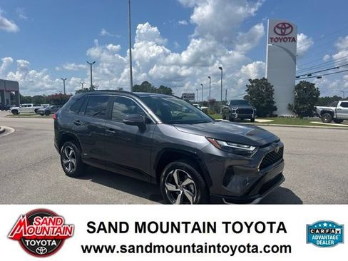 Used 2025 Toyota RAV4 SE w/ Weather & Moonroof Package AWD/4WD image 1