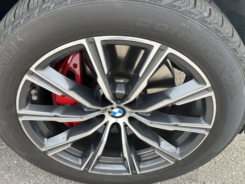 Used 2025 BMW X5 xDrive40i w/ Executive Package image 15