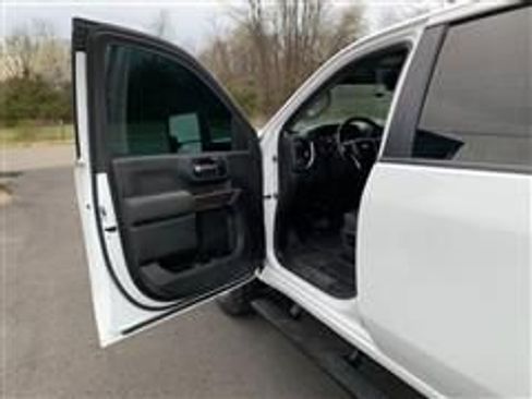 Used 2023 Chevrolet Silverado 2500 LT w/ Convenience Package image 28