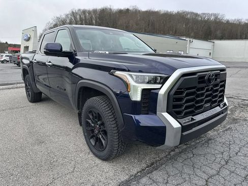 Used 2023 Toyota Tundra Limited w/ TRD Off-Road Package AWD/4WD image 11