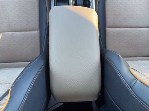 Used 2025 Chevrolet Equinox ACTIV w/ Safety and Technology Package image 14