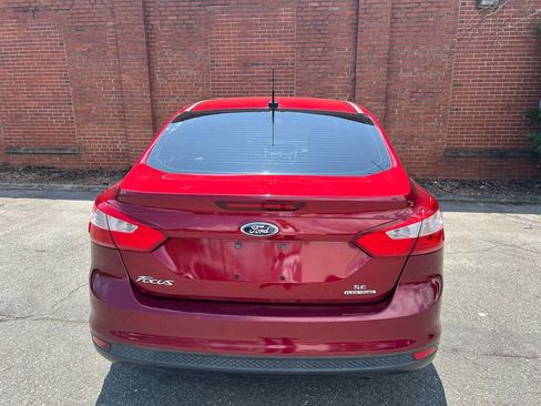 Used 2014 Ford Focus SE image 4