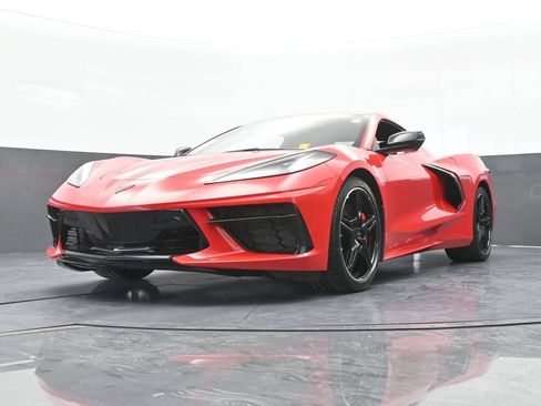 Used 2020 Chevrolet Corvette Stingray Preferred Cpe w/ 2LT Preferred Equipment Group RWD image 51
