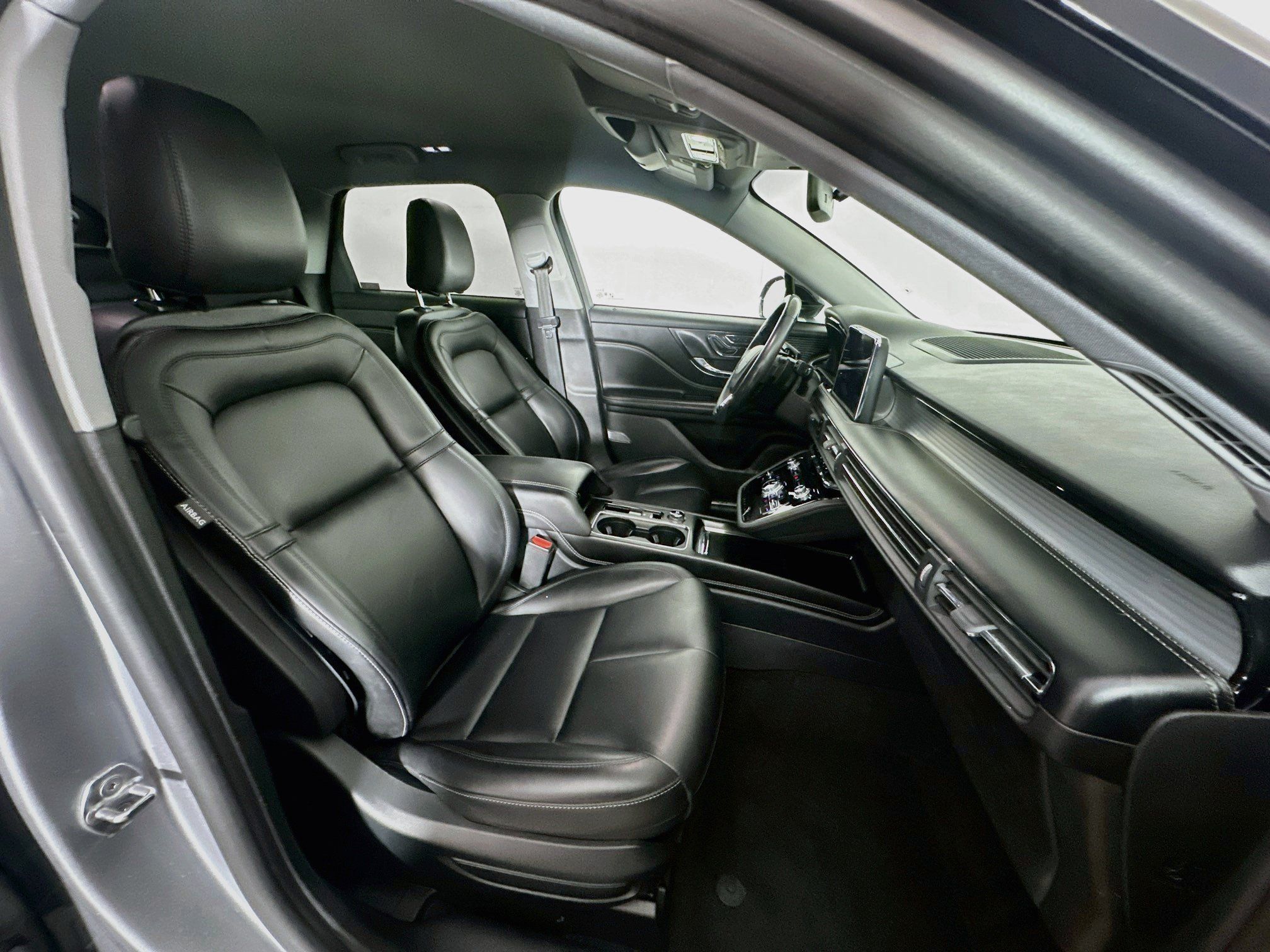 Used 2021 Lincoln Corsair FWD image 31