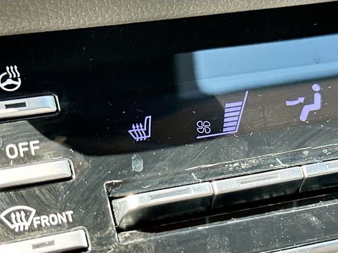 Used 2020 Hyundai Sonata SEL w/ Premium Package FWD image 19