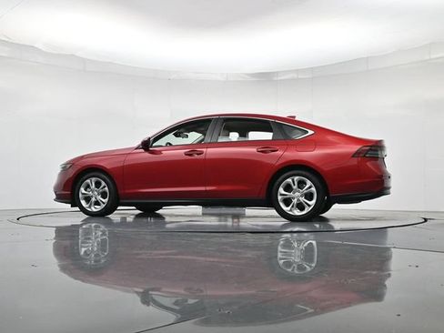 Used 2024 Honda Accord LX image 37