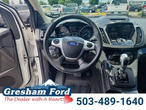 Used 2015 Ford Escape Titanium AWD/4WD image 17