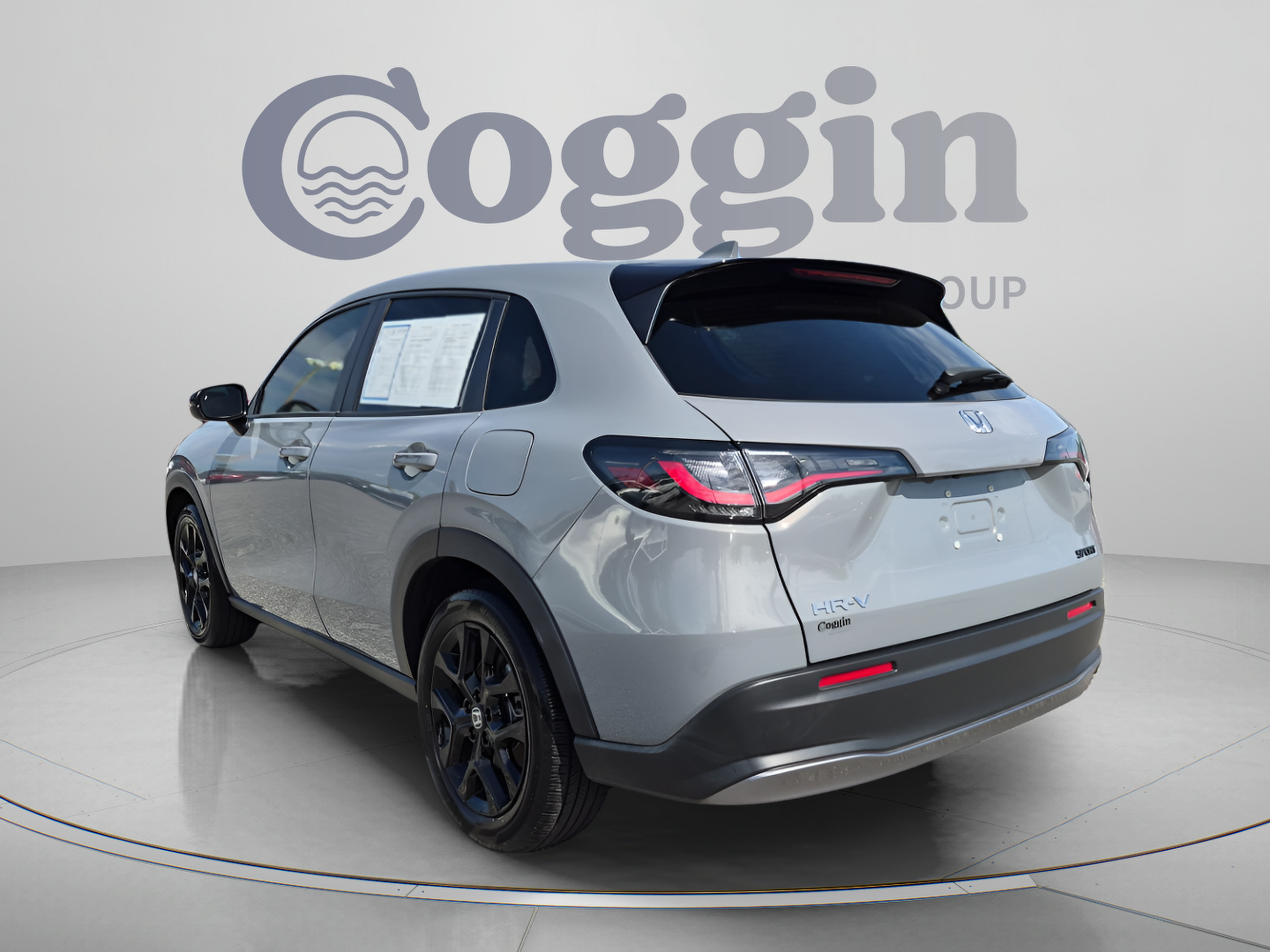 Certified 2025 Honda HR-V Sport image 4