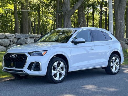Used 2023 Audi Q5 2.0T Premium Plus w/ Premium Plus Package AWD/4WD image 19