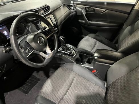 Used 2019 Nissan Rogue S image 14