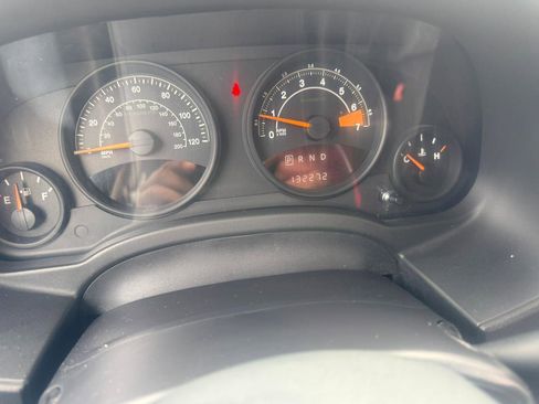 Used 2014 Jeep Patriot Sport image 10