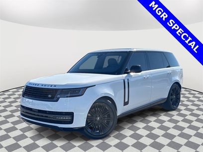 New 2025 Land Rover Range Rover Long Wheelbase SE