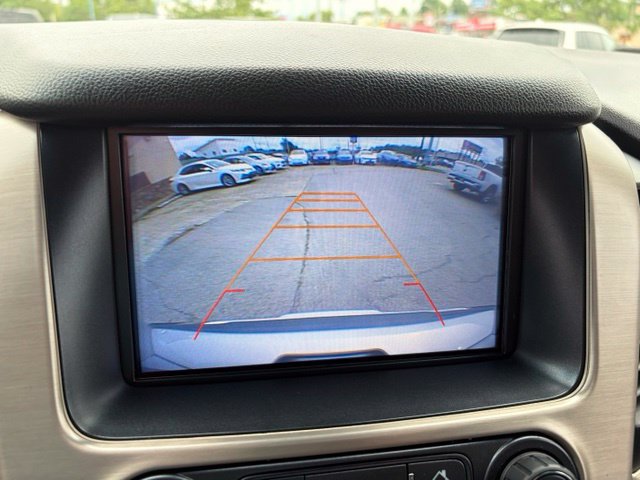 Used 2017 GMC Yukon Denali w/ Open Road Package AWD/4WD image 24