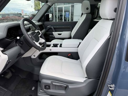 Used 2025 Land Rover Defender 90 S AWD/4WD image 14