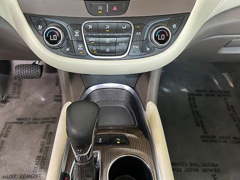 Used 2024 Chevrolet Malibu LT image 26