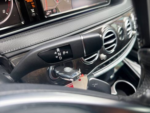Used 2016 Mercedes-Benz S 550 Sedan image 23
