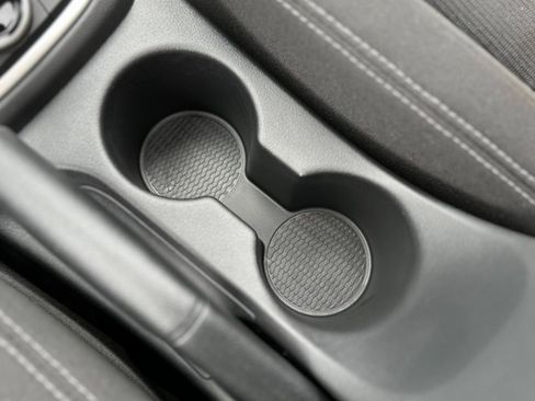 Used 2023 Hyundai Venue SEL w/ Cargo Package image 13