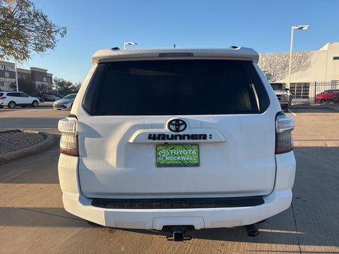 Certified 2023 Toyota 4Runner SR5 Premium image 6