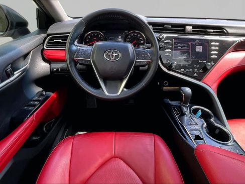Used 2019 Toyota Camry XSE FWD image 6