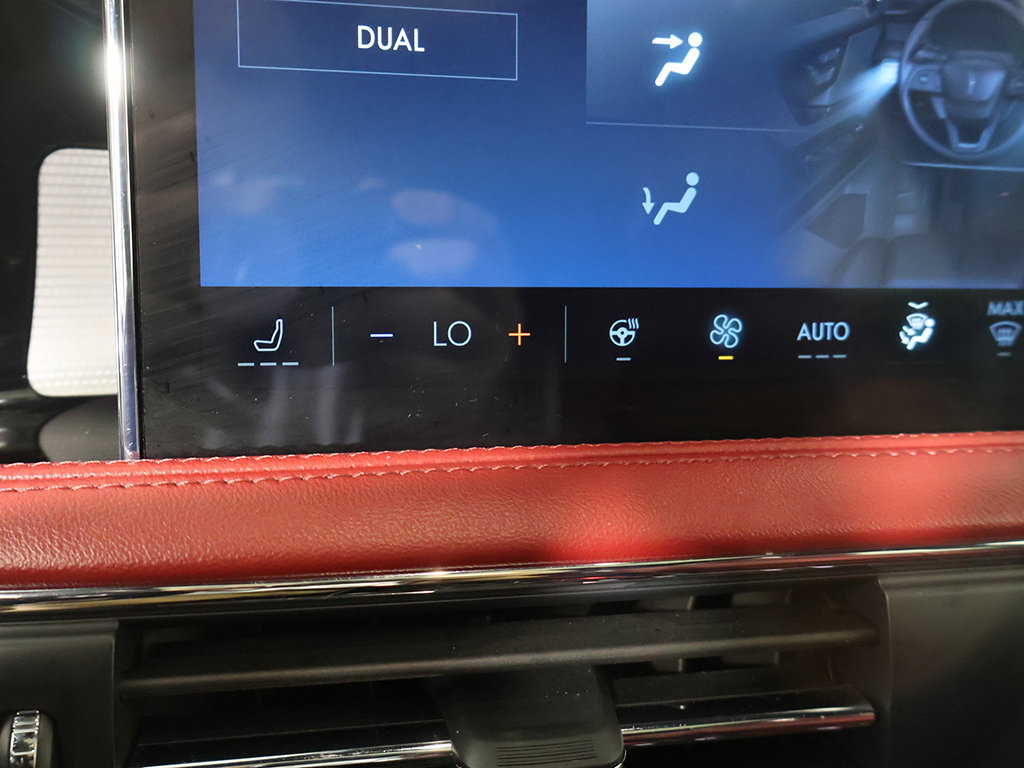 Used 2024 Lincoln Corsair Reserve w/ Equipment Group 201A AWD/4WD image 49