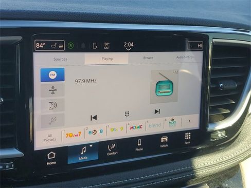 Used 2022 Chrysler Pacifica Touring-L image 27