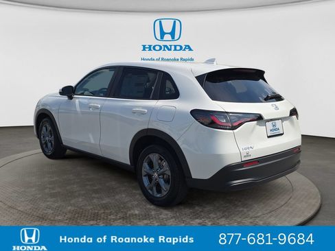 New 2027 Honda HR-V LX image 3