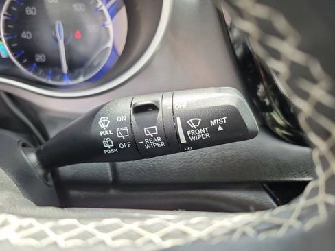 Used 2025 Chrysler Pacifica Select FWD image 22