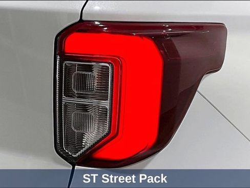 Used 2023 Ford Explorer ST w/ Technology Package AWD/4WD image 31