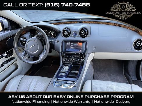 Used 2011 Jaguar XJ RWD image 18