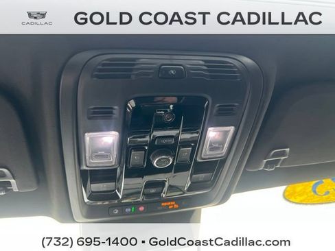 Certified 2025 Cadillac Escalade ESV Premium Luxury w/ Touring Package AWD/4WD image 30