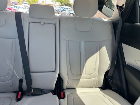 Used 2025 Hyundai Tucson SEL FWD image 32