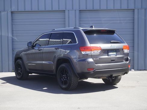 Used 2015 Jeep Grand Cherokee Laredo w/ Quick Order Package 23E AWD/4WD image 3