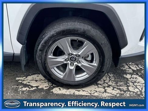 Used 2023 Toyota RAV4 XLE w/ Convenience Package image 7