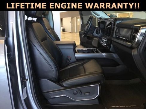 Used 2024 Ford F250 Lariat w/ Black Appearance Package image 36