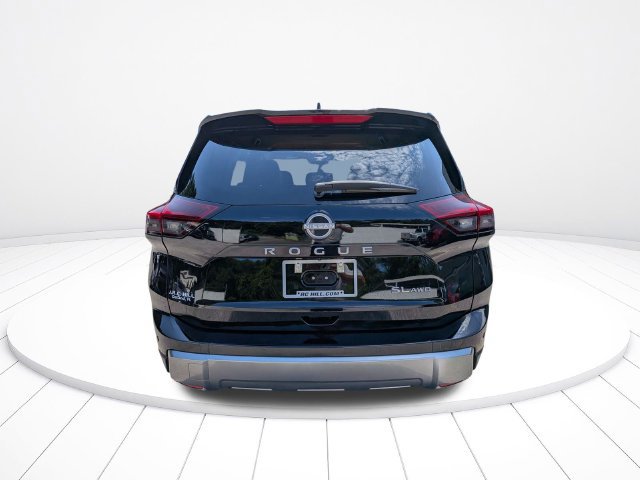 Used 2026 Nissan Rogue SL AWD/4WD image 5