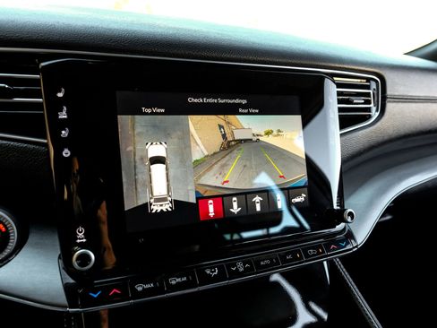 Used 2024 Jeep Wagoneer Series II w/ Convenience Group I image 27