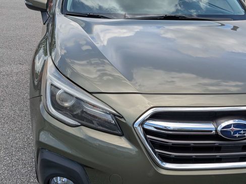 Used 2018 Subaru Outback 2.5i Limited AWD/4WD image 10