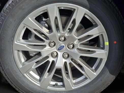 New 2026 Ford Explorer Active w/ Active Comfort Package image 23