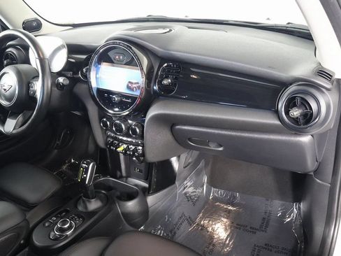 Certified 2024 MINI Cooper SE FWD image 8