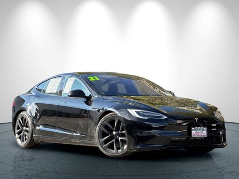 Used 2021 Tesla Model S Plaid image 2