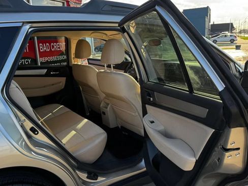 Used 2015 Subaru Outback 2.5i Premium image 16
